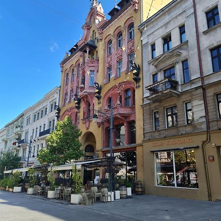 Apartment In The Strict City Centre Lodz  Ngoại thất bức ảnh