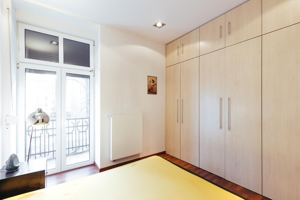 Apartment In The Strict City Centre Lodz  Ngoại thất bức ảnh